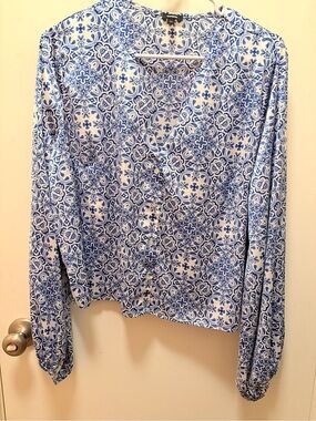 Express Blue and White Tile-Print Button-Down Blouse